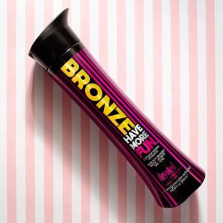👍Devoted Creations👍 🏝Bronze Have More Fun🏝 Opalovací krém do solária s bronzery, které zajistí vaší pokožce mimořádně...